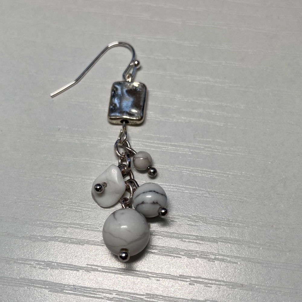 Handmade howlite earrings. - Picture 2 of 2
